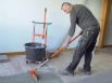 CARELO, by Mondelin, le set qui permet aux carreleurs de travailler debout