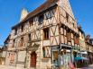 Rénovation énergétique : un nouveau guide des ABF pour le bâti patrimonial