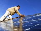 Des installateurs solaires assignent des forums en diffamation