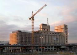 Marseille: un ancien silo à grains transformé en salle de spectacle