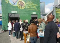 Vaste opération de recyclage sur le parvis de la Défense 