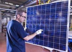 Photowatt rapatrie l'assemblage de ses panneaux en France