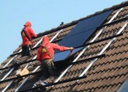 Premiers panneaux solaires 