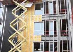 Une façade légère BBC pour restructurer une maison de santé 