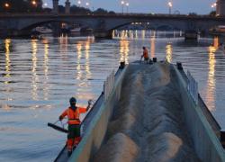 Lafarge livre 5000 tonnes de sable sur les quais de Seine