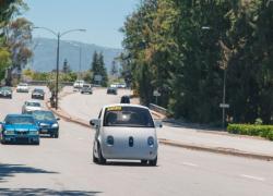 La voiture autonome devra être intégrée aux transports en commun