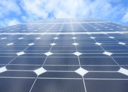 Panneaux solaires: l'Europe doit protéger son industrie