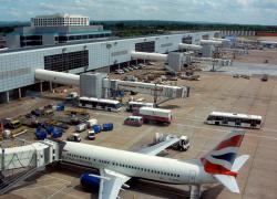 Acquisition de l'aéroport de Londres-Gatwick par Vinci