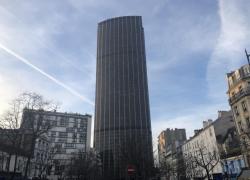 Surélévation sur la Tour Montparnasse: appels à abandonner le permis de construire
