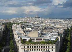 Paris s'inquiète des nouveaux usages des logements AirBnb