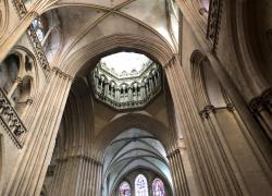 Sécurité des cathédrales : la question des installations électriques à étudier