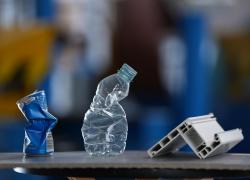 Comment Uniso isole nos façades avec nos déchets (canettes, bouteilles plastique...)