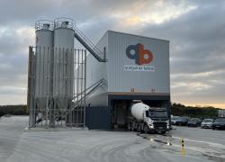 Béton prêt à l’emploi : le groupe Quéguiner inaugure une nouvelle centrale à Guipavas