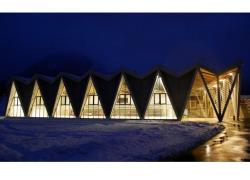 Briançon : une charpente hors norme pour un gymnase taillé pour la montagne