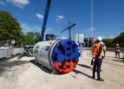 Un mini-tunnelier fore un tunnel de 117 m de longueur à Sèvres