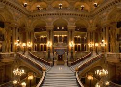 Plomb, retard, surcoûts : le chantier du Palais Garnier explose le planning