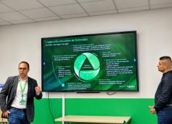 Schneider Electric acquiert l’éditeur américain de logiciels PTC pour 22,6 Md$