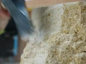 La première pierre de la nouvelle flèche de la basilique Saint-Denis a été posée