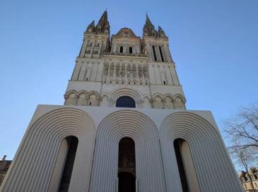 Cathédrale d’Angers : quand l’architecture contemporaine prolonge le Moyen Âge
