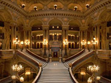 Plomb, retard, surcoûts : le chantier du Palais Garnier explose le planning