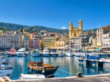 Immobilier : la Corse veut choisir qui a le droit d’acheter