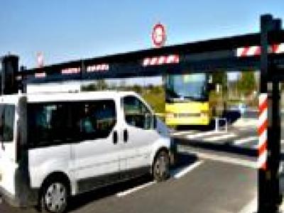 PORTIQUE ET POUTRE MOTORISES ULMAPARK 800