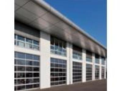 Porte sectionnelle vitrée aluminium ALR F42
