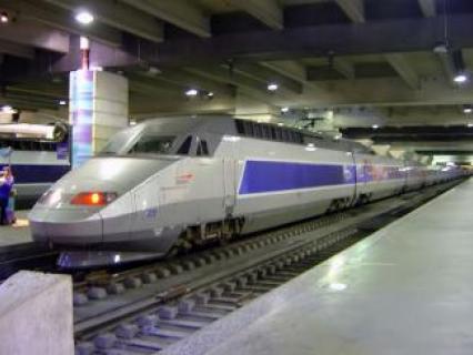 TGV Le Mans-Rennes: partenariat signé entre RFF et Eiffage