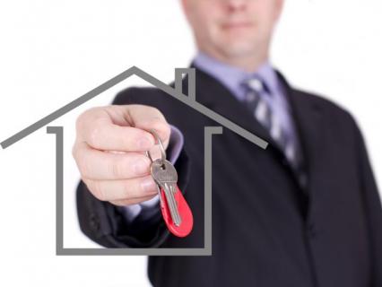 Grogne des agents immobiliers contre la "folie réglementaire"