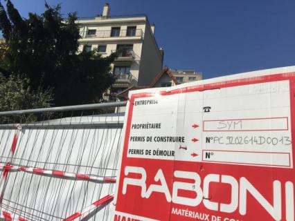 Hollande promet des mesures pour les primo-accédants