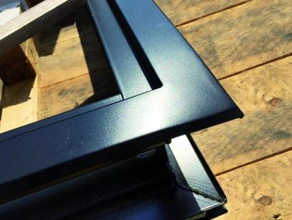 Menuiseries : un précadre de fenêtres en 75 minutes chrono