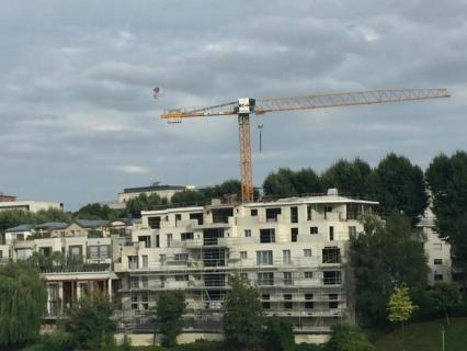 Léger recul des taux des crédits immobiliers en juillet