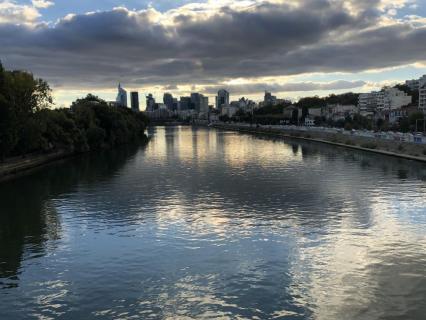 Grand Paris: les voies fluviales utilisables pour les chantiers