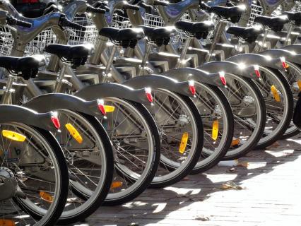 Loi mobilités : les ONG saluent des "premiers pas" du gouvernement