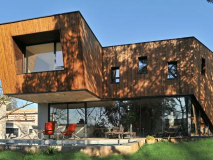 Trois systèmes constructifs en bois ... et des cartes à jouer avec la RE 2020