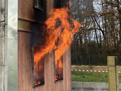 Les 14 du Groupe Feu élaborent une alternative économique de façade bois