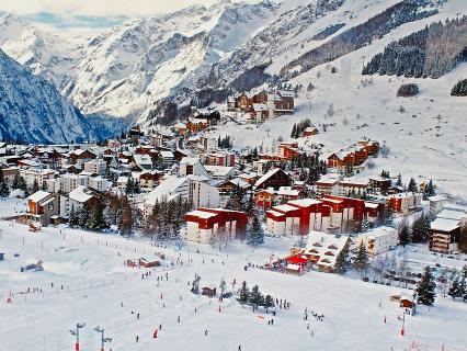 Promesse d'un nouveau plan de 100 millions d'euros pour la montagne
