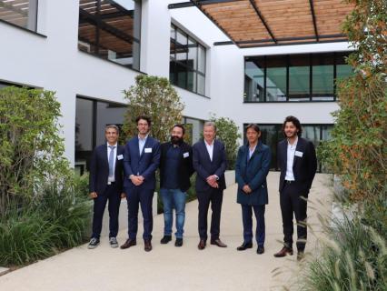 Actis se dote d'un siège et investit dans ses usines