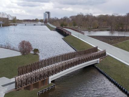 Un pont high-tech construit avec du lin