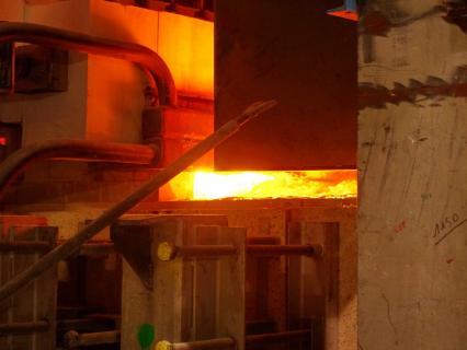 Saint-Gobain avance, pas à pas, vers la production de verre plat zéro carbone