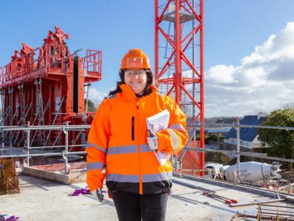 Femmes dans le bâtiment : la mixité à l’épreuve du terrain