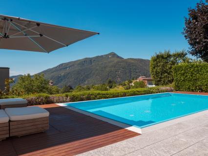 Piscine : comment allier confort et sécurité avec les bons équipements