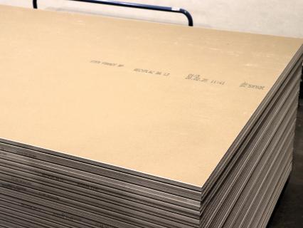 Siniat signe la première plaque de plâtre française 100 % recyclée