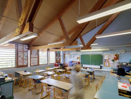 Canicule : 130 millions d'euros mobilisés pour adapter les écoles sans climatiser