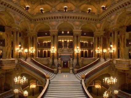 Plomb, retard, surcoûts : le chantier du Palais Garnier explose le planning