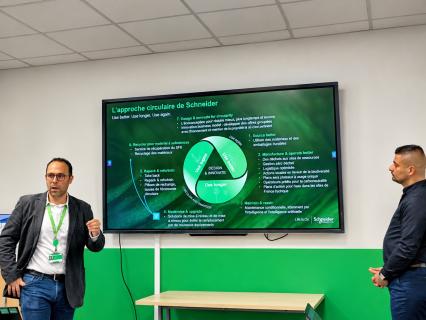 Schneider Electric acquiert l’éditeur américain de logiciels PTC pour 22,6 Md$