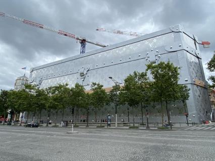 Louis Vuitton va réaménager deux rues près des Champs-Élysées aux frais de LVMH