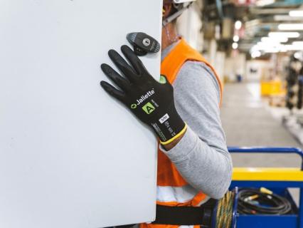 Après les chaussures de sécurité, Jallatte lance ses premiers gants de protection