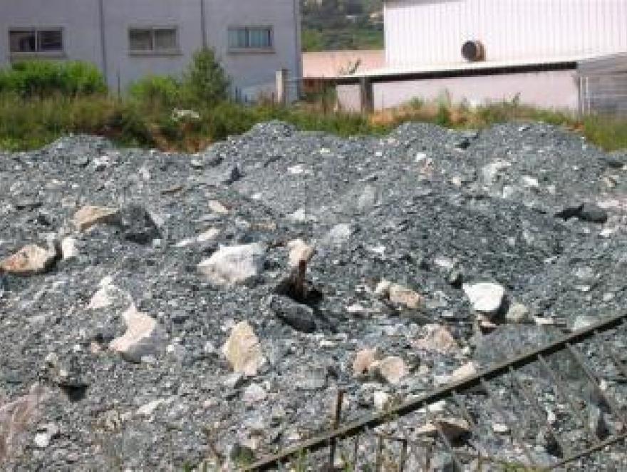 Déchets amiantés: une entreprise jugée à Toulouse