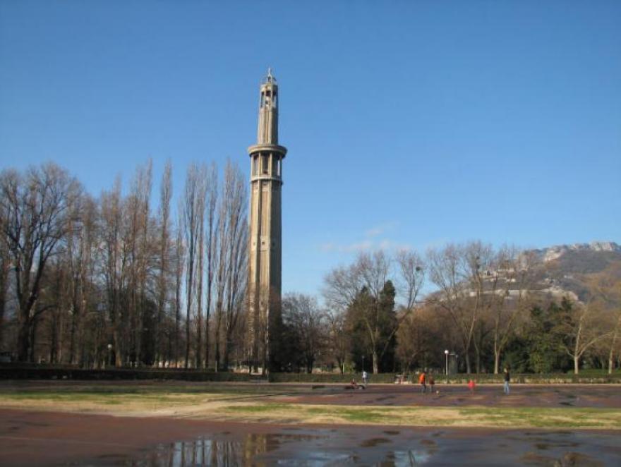 La Tour Perret, patrimoine en béton de Grenoble, va être restaurée